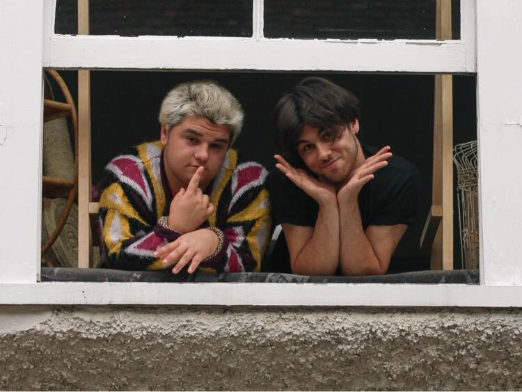 hunybees - let me love you press photo