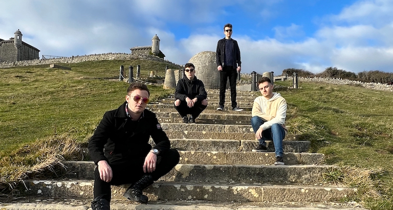 galaxy thief press photo for new singe 'reason'