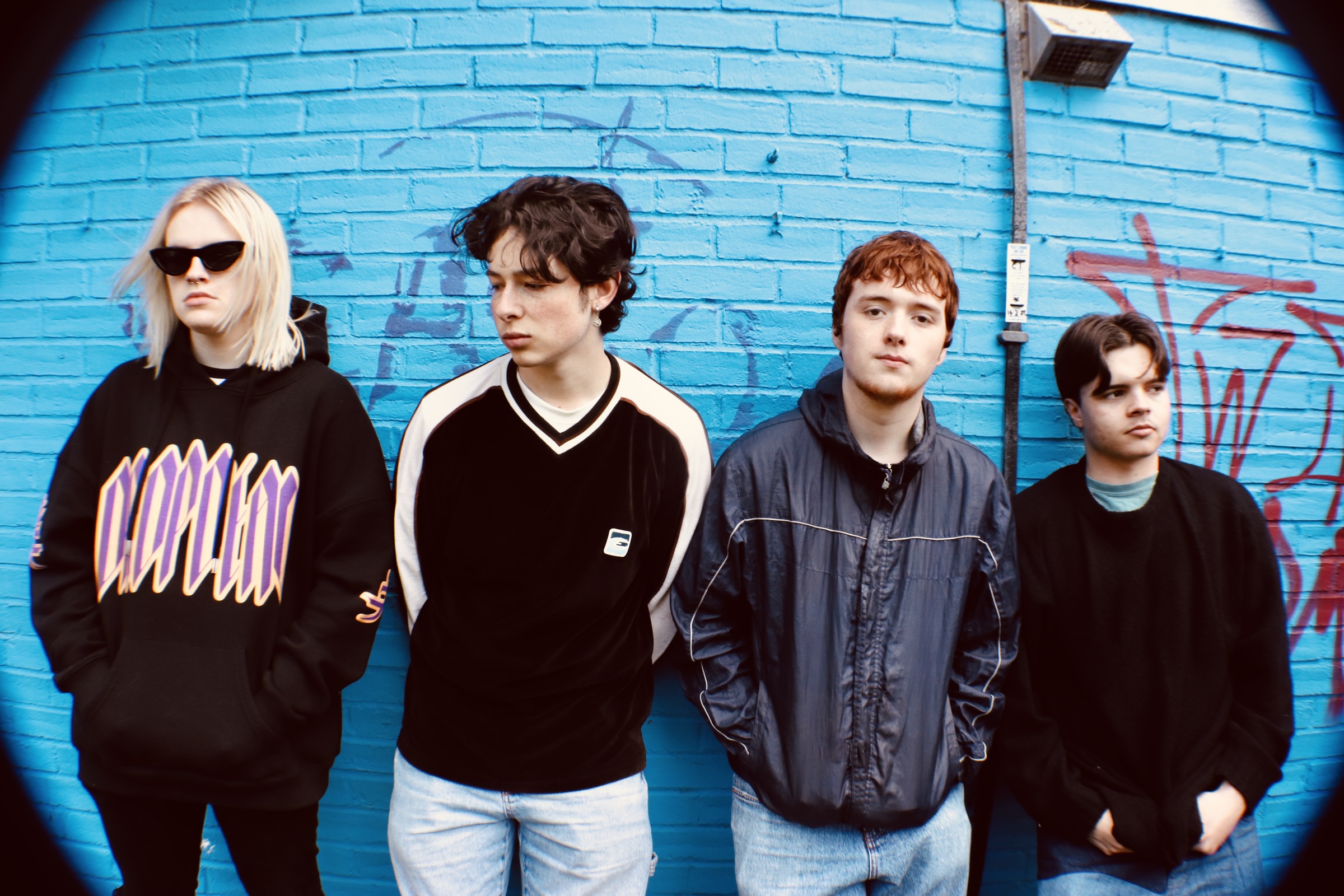 Holler press photo for single 'Tell Me (What I Want To Hear)'