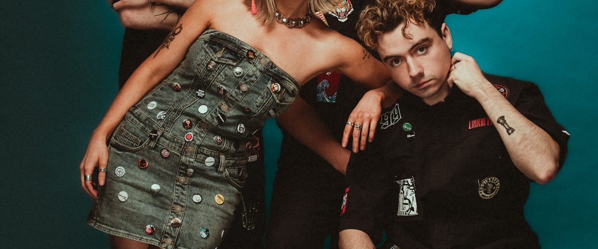 Dead Pony press photo for 'Everything Burns'