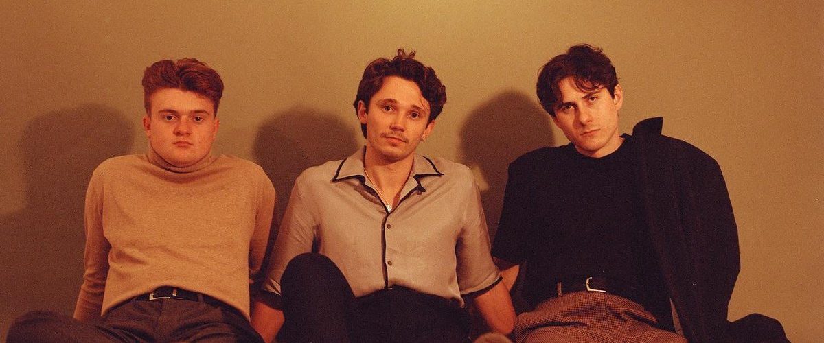 the manatees press photo for naturally