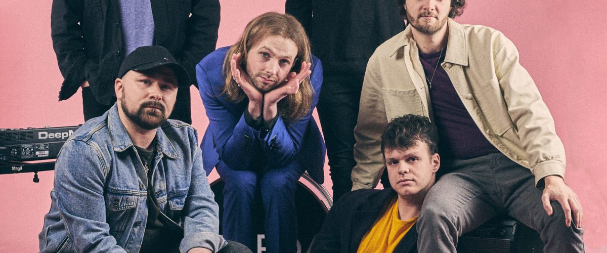 Freeda press photo for single 'Chasing Yesterday'