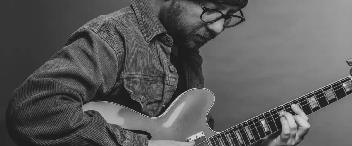 Man With A Corduroy Heart press photo for single 'I'm A Little Bit Short'