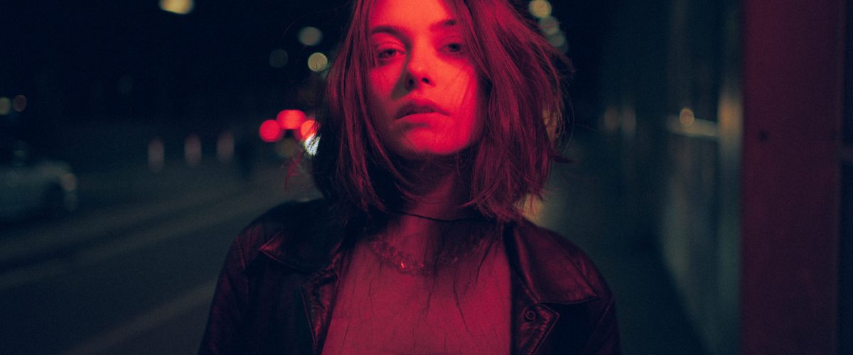 Kynsy press photo for single 'Stereo Games'