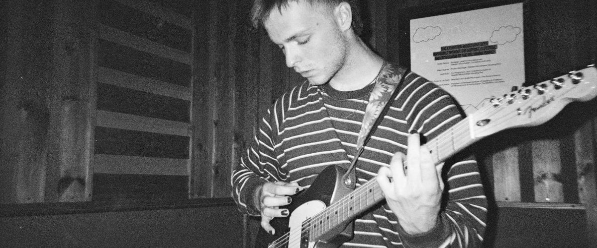 Nat Dempsey press photo for 'Everyday People'