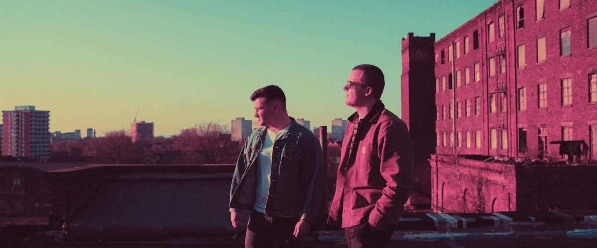 Echo Beach press photo for single 'Am I Dreaming?'