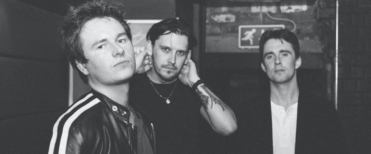 false heads press photo for new album sick moon