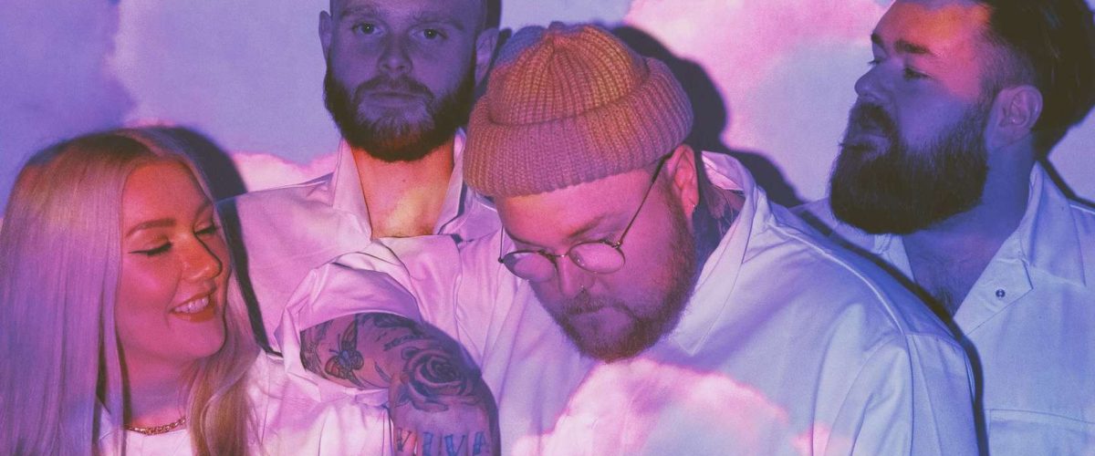 lottery winners press photo