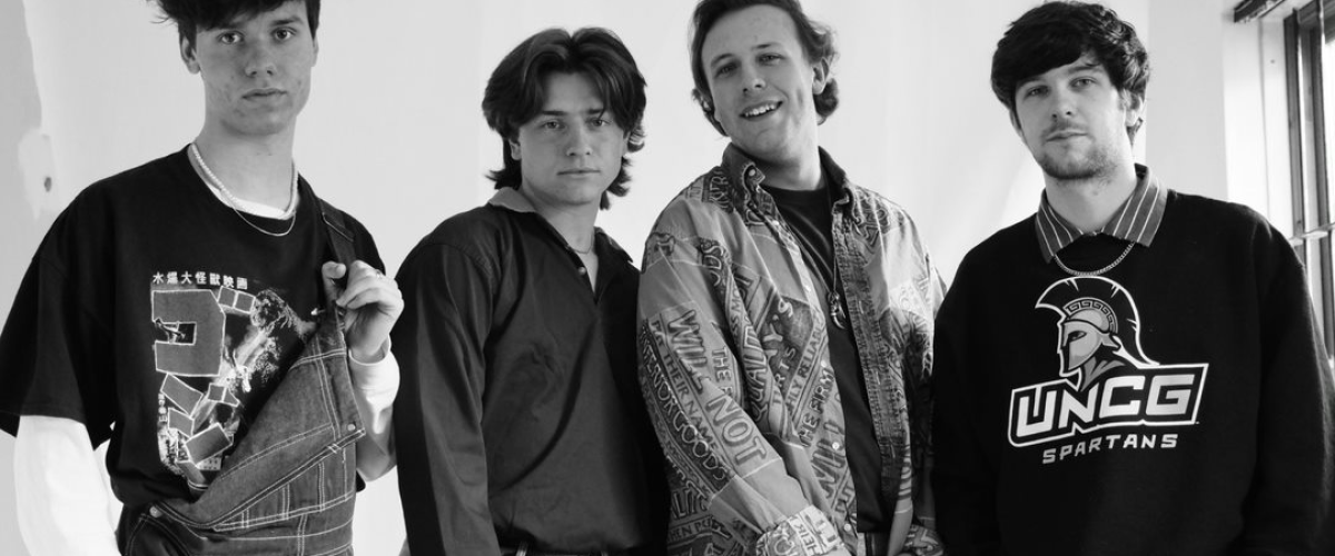 paradise circus press photo for what a way cheetah