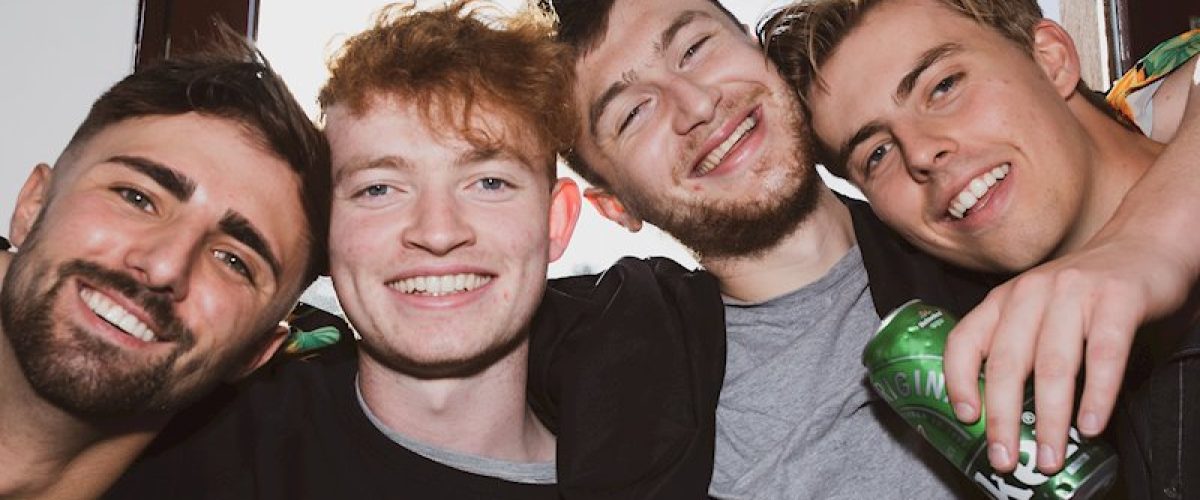 pizza crunch press photo