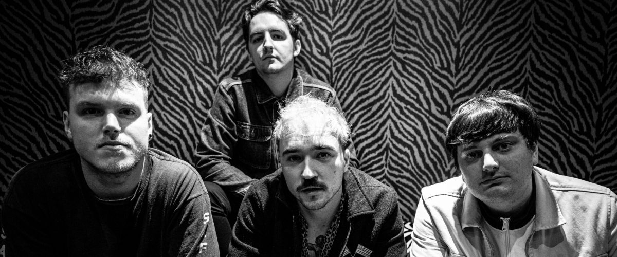 friday's finest featuring the lutras